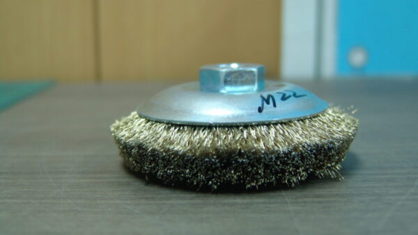 WIRE BRUSH